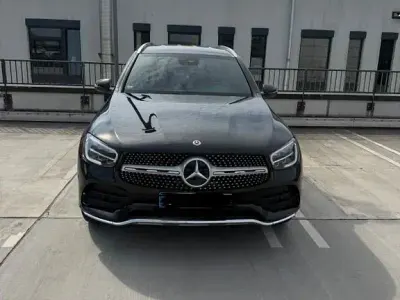 Gebraucht Mercedes GLC200 197 PS (144 kW) 2022 Schwarz SUV