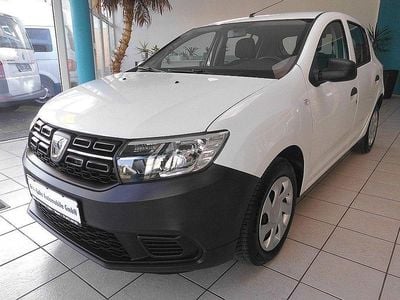Weiß Gebraucht 2019 Dacia Sandero Acces Limousine | 8.990 € (Fairer Preis)