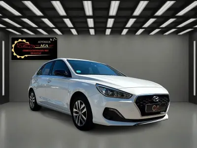 Gebraucht Hyundai i30 YES! 116 PS (85 kW) 2020 Weiß Limousine
