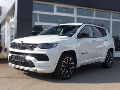Gebraucht Jeep Compass Altitude 131 PS (96 kW) 2024 Alpine white SUV