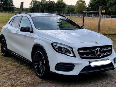 Mercedes GLA200
