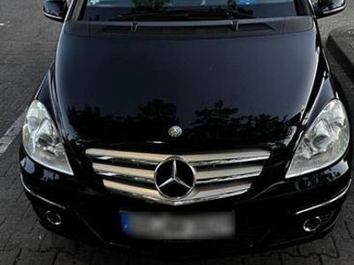 Gebraucht Mercedes 180 109 PS (80 kW) 2009 Schwarz Limousine