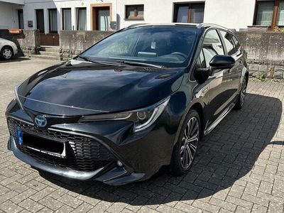 gebraucht Toyota Corolla Hybrid *Team Deutschland Edition*