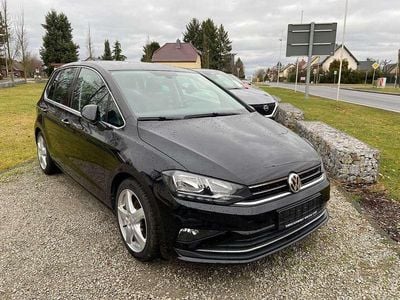 Second-hand VW Golf Sportsvan Highline 150 CP (110 kW) 2020 Negru Monovolum