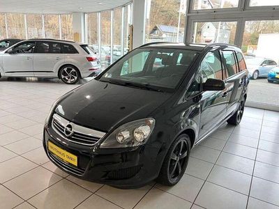 Usata Opel Zafira Family 140 CV (102 kW) 2013 Nero Monovolume
