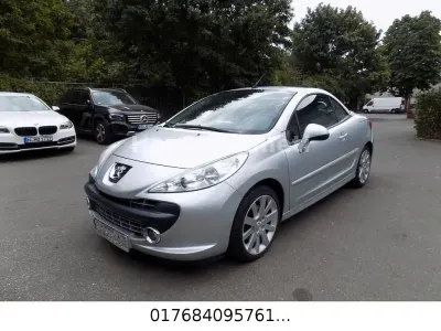 Gebraucht Peugeot 207 CC Filou 120 PS (88 kW) 2010 Silber Cabrio