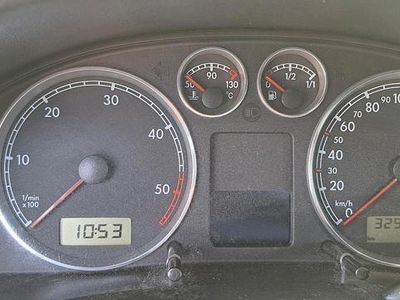 Gebraucht VW Passat 131 PS (96 kW) 2003 Schwarz Kombi