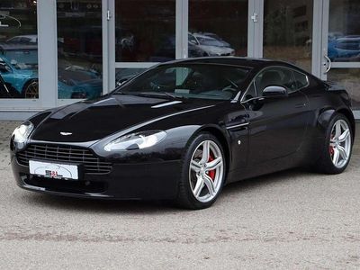 Gebraucht Aston Martin V8 426 PS (313 kW) 2010 Onyx black Coupé