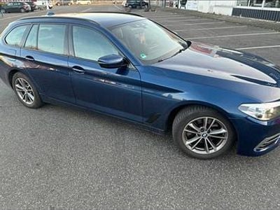 Begagnad BMW 520 Luxury Line 190 HK (139 kW) 2019 Blå Kombi