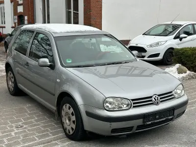 Usata VW Golf IV 101 CV (74 kW) 2003 Grigio Berlina