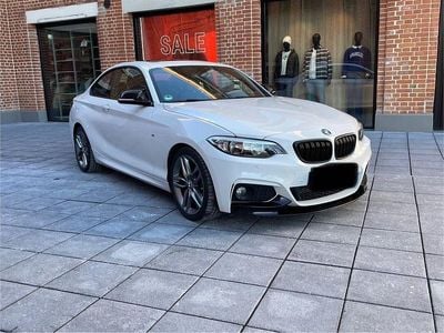 BMW 220