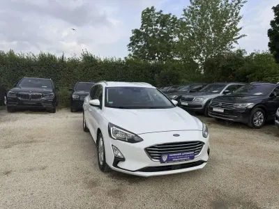 Gebraucht Ford Focus Cool & Connect 120 PS (88 kW) 2021 Frostweiß Kombi
