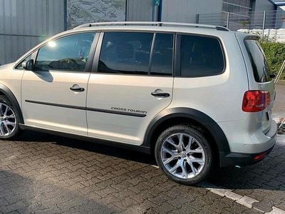 Silber Gebraucht 2015 VW Touran Van / Kleinbus | 11.550 € (Guter Preis)
