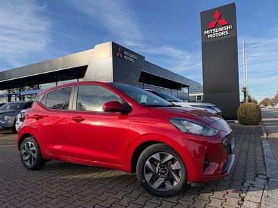 Neu Hyundai i10 79 PS (58 kW) 2025 Rot Kleinwagen