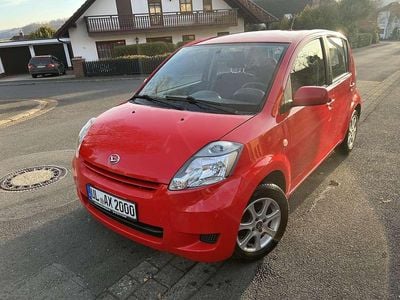 Gebraucht Daihatsu Sirion 69 PS (50 kW) 2007 Rot Kleinwagen