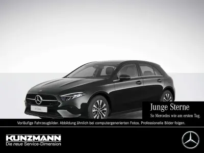 Gebraucht Mercedes A180 116 PS (85 kW) 2023 Schwarz Limousine
