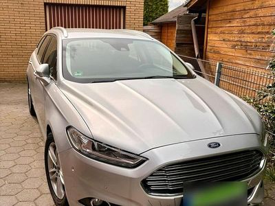 Gebraucht Ford Mondeo Titanium 150 PS (110 kW) 2016 Grau Kombi
