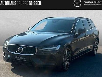 Gebraucht Volvo V60 Core 197 PS (144 kW) 2025 Grau Kombi