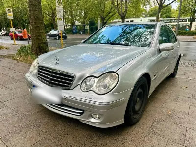 Gebraucht Mercedes C280 Avantgarde 231 PS (169 kW) 2005 Silber Limousine