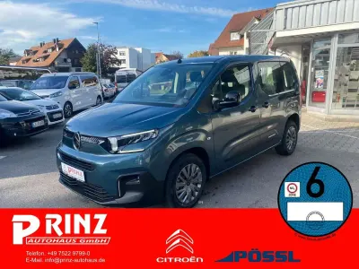 Neu Citroën Berlingo 102 PS (75 kW) 2025 Blau Van / Kleinbus