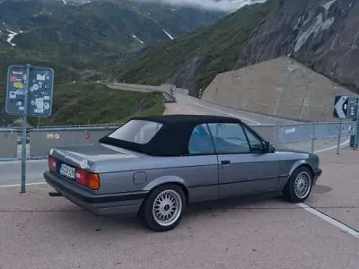 Gebraucht BMW 318 Cabriolet Sport Line 116 PS (85 kW) 1990 Grau Cabrio