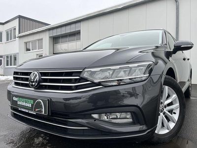 Gebraucht VW Passat Business 150 PS (110 kW) 2023 Mangangrau Kombi