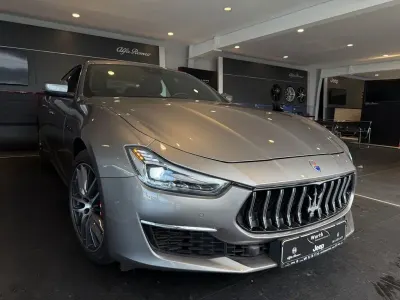Gebraucht Maserati Ghibli GranLusso 349 PS (256 kW) 2021 Grau Limousine