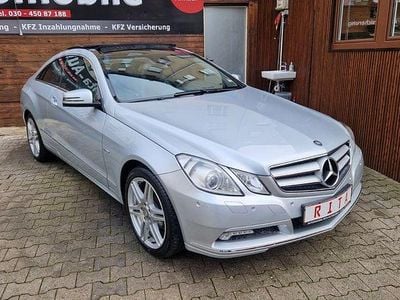 Gebraucht Mercedes E250 204 PS (150 kW) 2010 Silber Coupé
