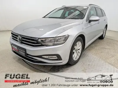Gebraucht VW Passat 150 PS (110 kW) 2023 Scale silver metallic Kombi