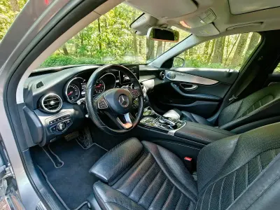 Gebraucht Mercedes C250 Avantgarde 204 PS (150 kW) 2015 Grau Kombi