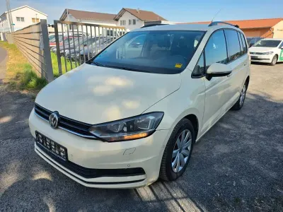 Gebraucht VW Touran 110 PS (80 kW) 2018 Gelb Van / Kleinbus