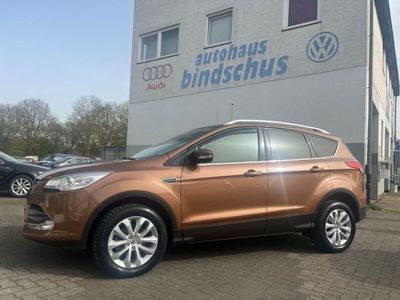 gebraucht Ford Kuga Titanium *PDC SHZ TEMPO*