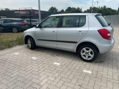 Gebraucht Skoda Fabia 60 PS (44 kW) 2009 Grau Kleinwagen