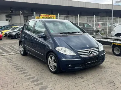 Gebraucht Mercedes A200 Avantgarde 140 PS (102 kW) 2007 Blau Van / Kleinbus