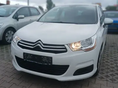 Gebraucht Citroën C4 Attraction 95 PS (69 kW) 2014 Limousine