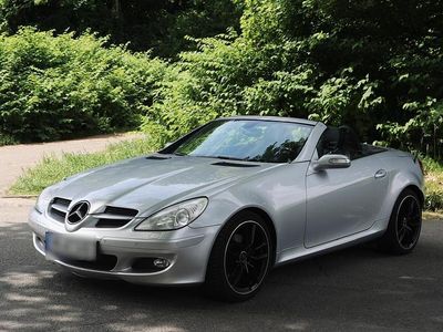 Gebraucht Mercedes SLK280 231 PS (169 kW) 2005 Silber Cabrio