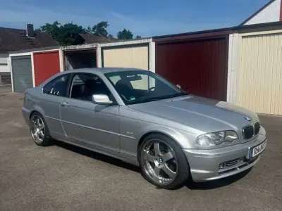Gebraucht BMW 330 231 PS (169 kW) 2003 Silber Coupé