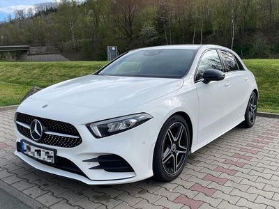 Weiß Gebraucht 2019 Mercedes A220 AMG line Limousine | 22.999 € (Etwas zu teuer)
