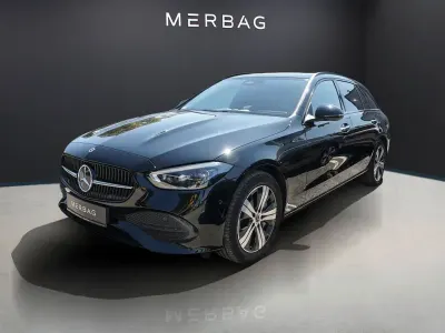 Gebraucht Mercedes C300e Avantgarde 313 PS (230 kW) 2023 Schwarz Limousine