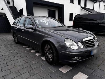 Mercedes E220