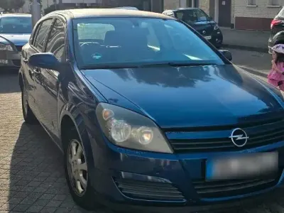 Gebraucht Opel Astra 66 PS (48 kW) 2005 Blau Kleinwagen