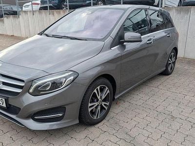 Mercedes B220