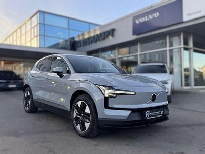 Vapour grey Gebraucht 2024 Volvo EX30 Core SUV | 31.700 € (Fairer Preis)