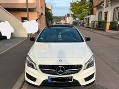 gebraucht Mercedes CLA200 AMG Line