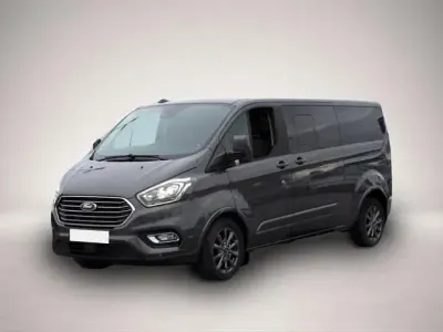 Gebraucht Ford Tourneo Custom 131 PS (96 kW) 2021 Manufacturer Van