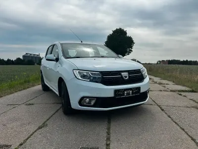 Gebraucht Dacia Sandero 73 PS (53 kW) 2018 Weiß Kleinwagen