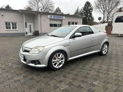 Gebraucht Opel Tigra Sport 90 PS (66 kW) 2007 Silber met. Cabrio