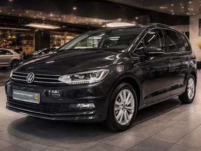 Uranograu/cinza urano Gebraucht 2024 VW Touran Van / Kleinbus | 34.850 € (Etwas zu teuer)