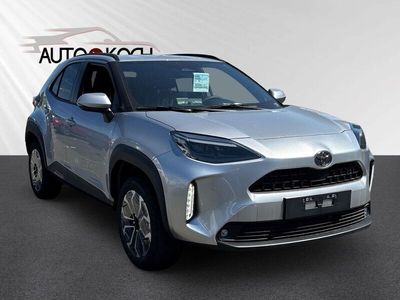 Silber Neu 2025 Toyota Yaris Cross Team SUV | 28.888 € (Etwas zu teuer)