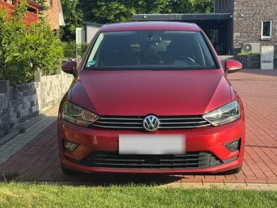 Gebraucht VW Golf Sportsvan Comfortline 86 PS (63 kW) 2016 Rot Van / Kleinbus